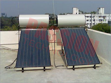 Интегрированный цветной стальной голубой титановой плоской панели Солнечный водонагреватель для выгнутой крыши